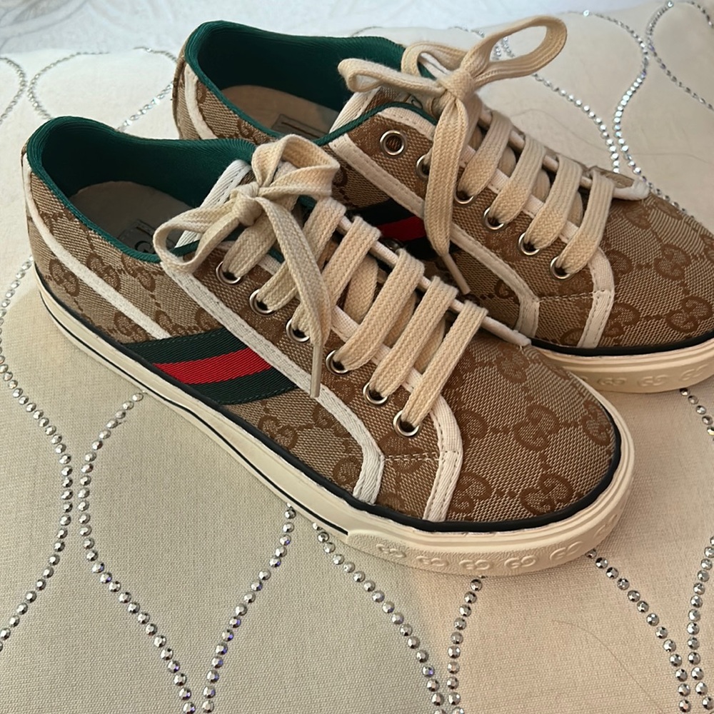 Gucci shoes Women's GG Gucci Tennis 1977 sneaker
